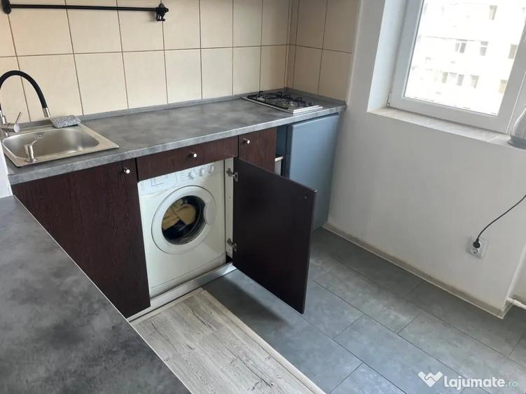 Garsonieră decomandată în Cotroceni
