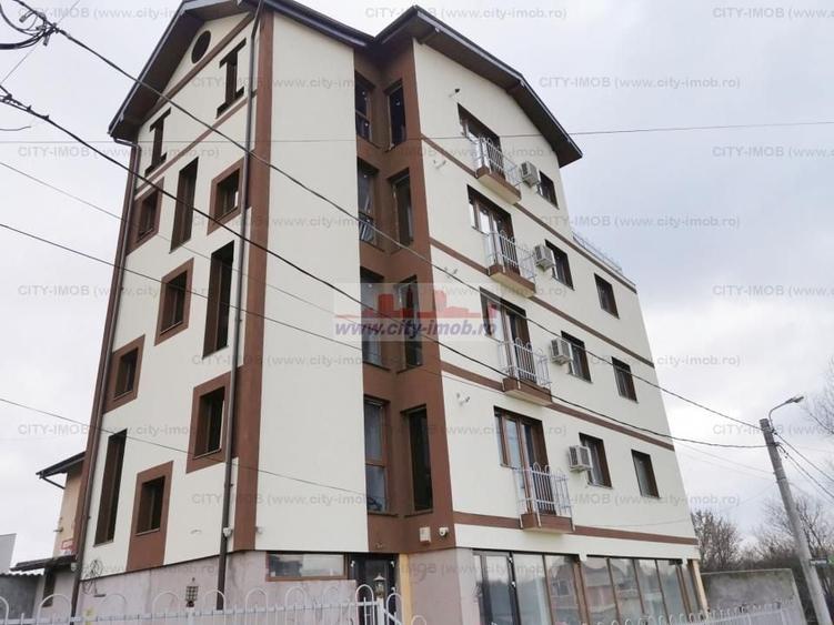 Casă individuală cu 15 camere decomandat cu Canalizare în Colentina