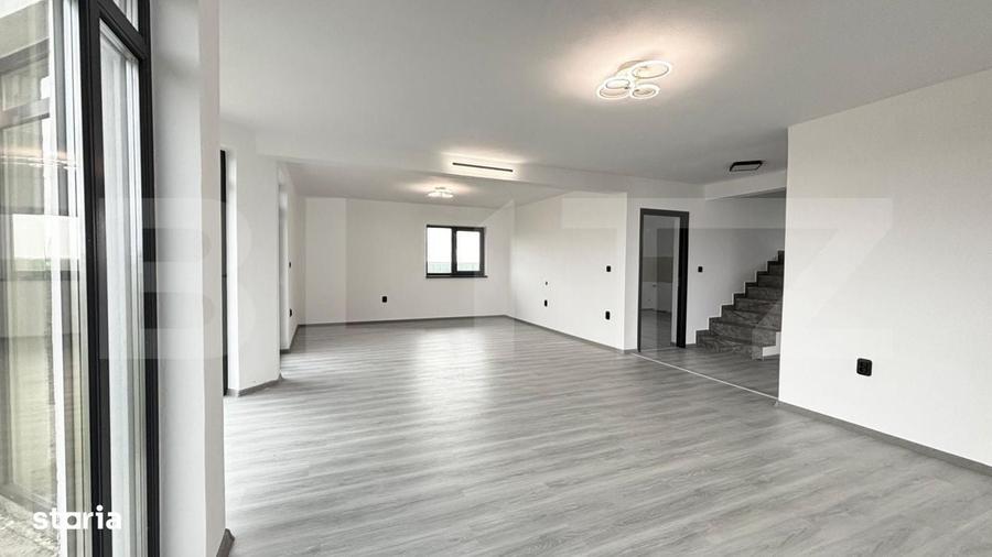 Casă cu 4 camere cu Teren 600 Mp în Ghercești