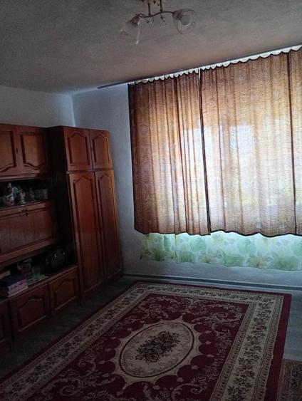 Casă cu 4 camere cu Teren 650 Mp în Bacova