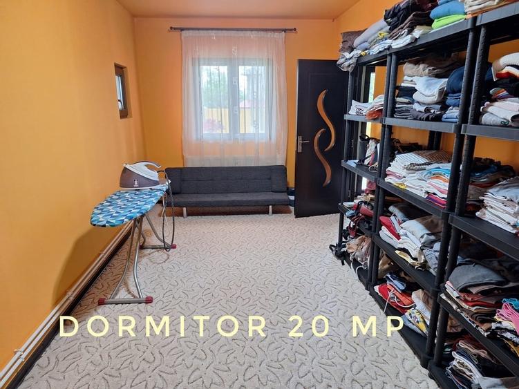 Casă cu 5 camere cu Teren 1325 Mp în Central