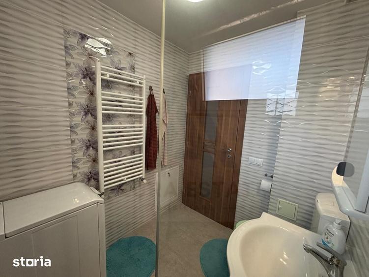 Apartament cu 3 camere decomandat, mobilat în Central
