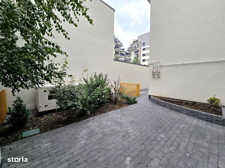 Apartament cu 3 camere semidecomandat în Domenii
