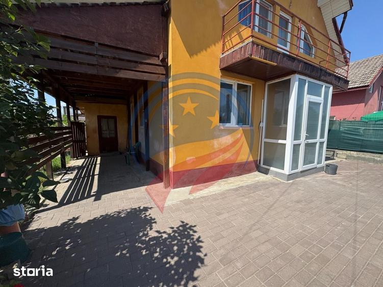 Casă cu 5 camere cu Teren 177 Mp în Central