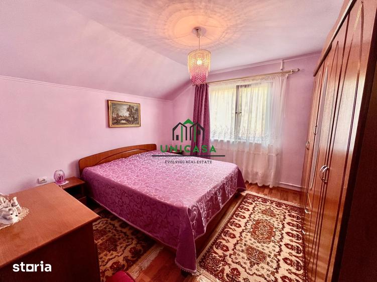 Casă cu 7 camere cu Teren 600 Mp în Central