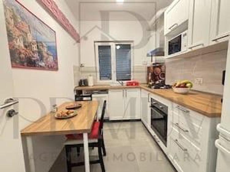 Apartament cu 2 camere decomandat, mobilat în Dumbrăvița