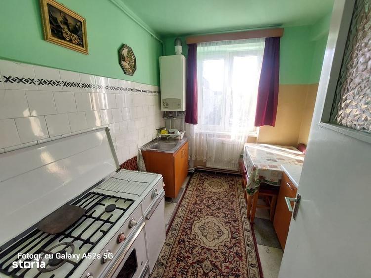 Apartament 2 camere de vanzare zona Cedonia, Sibiu, etaj 3/4. - 1