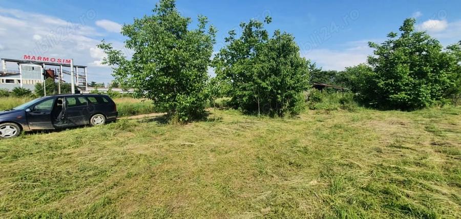 Teren de 3600 mp, în Central