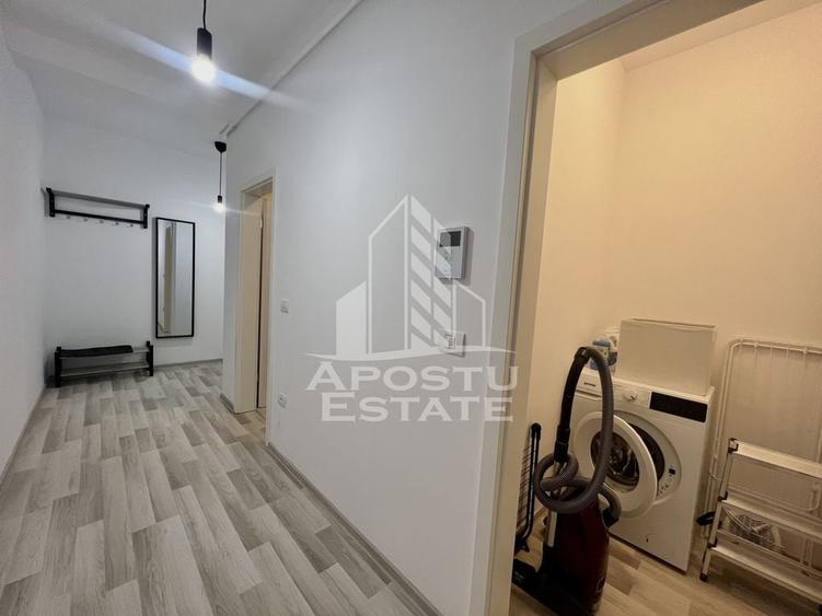 Apartament cu 2 camere semidecomandat în Dumbrăvița