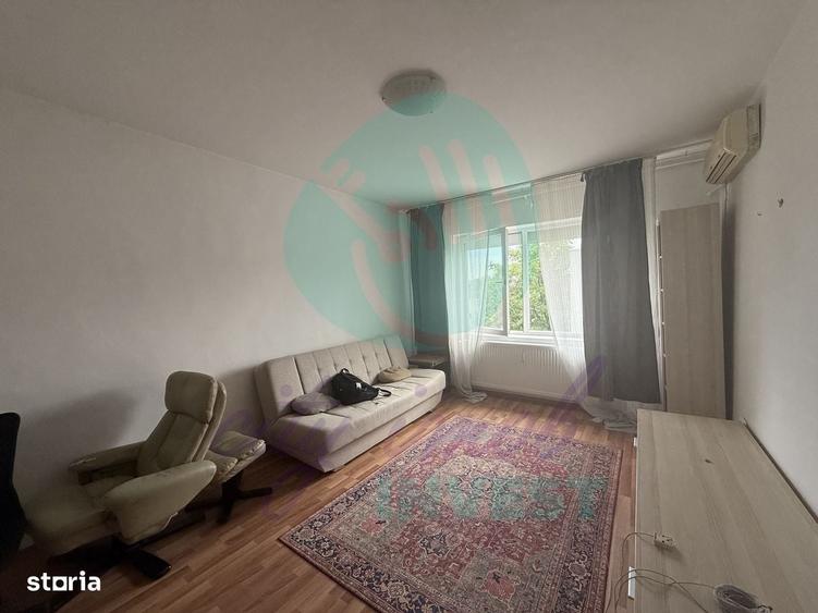 Apartament cu 2 camere decomandat în Basarabia