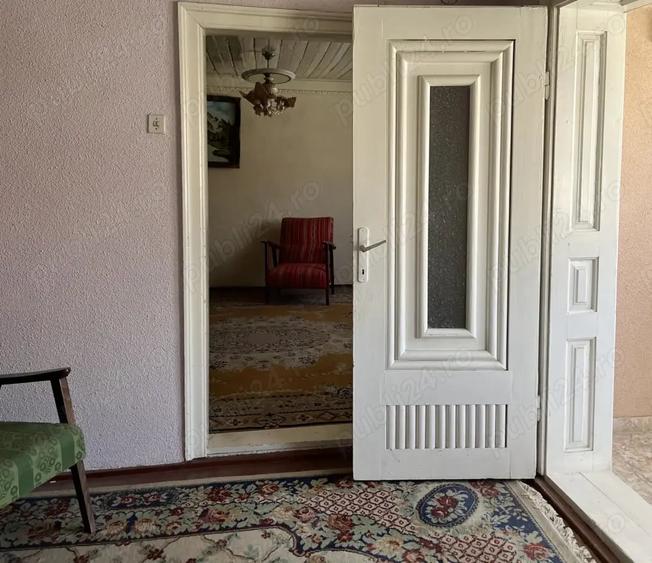 Casă cu 6 camere în Potoceni