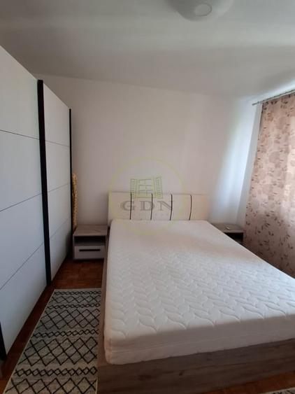 Apartament cu 3 camere decomandat, mobilat în Central