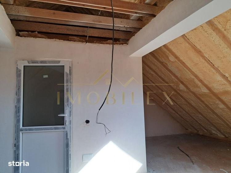 Casă cu 4 camere în Tăuți