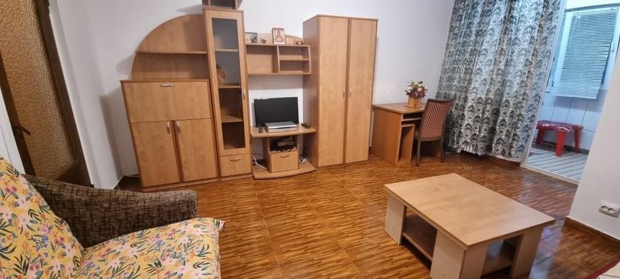 Garsonieră decomandată în Drumul Taberei