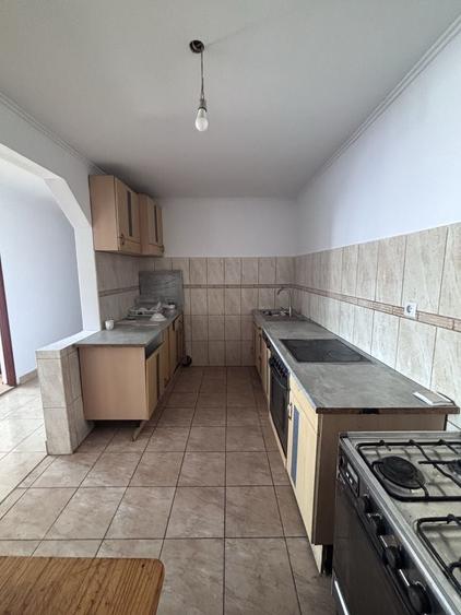 Casă cu 3 camere în Paleu