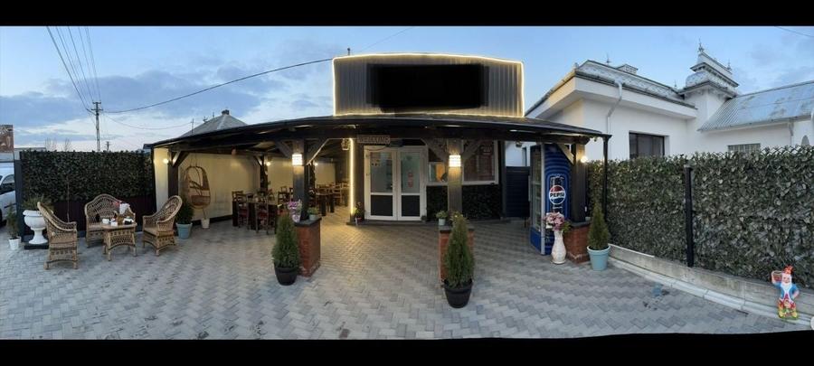 Spațiu comercial, de 80 mp, în Grumăzești