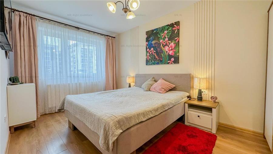 Apartament cu 2 camere decomandat, mobilat în Tractorul