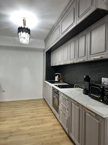 Garsonieră decomandată în Mamaia