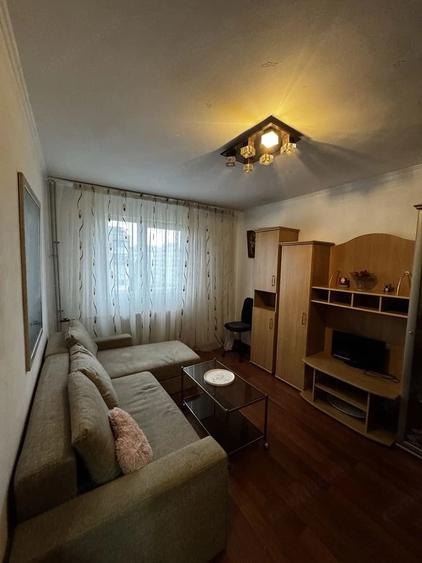 Apartament cu 2 camere decomandat în Compozitorilor