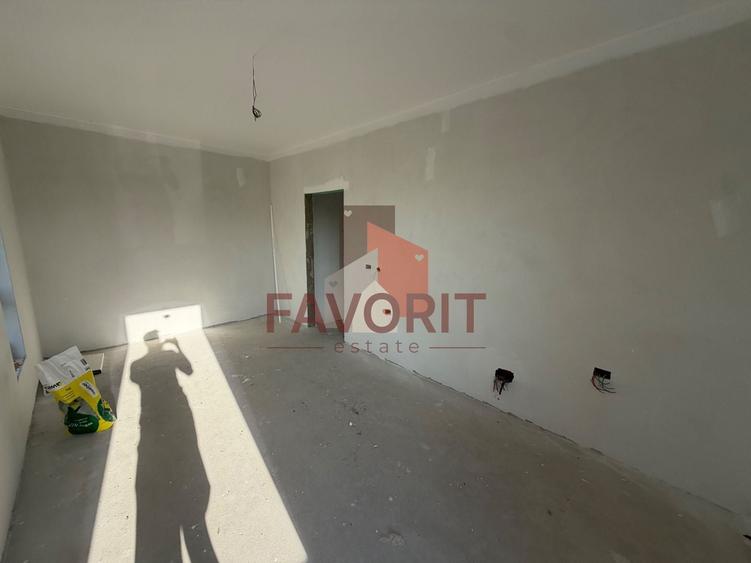 Duplex cu 4 camere cu Canalizare în Giroc