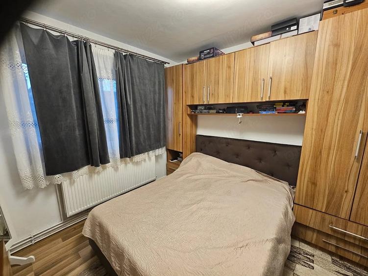 Apartament 2 camere etaj 1+garaj - 1