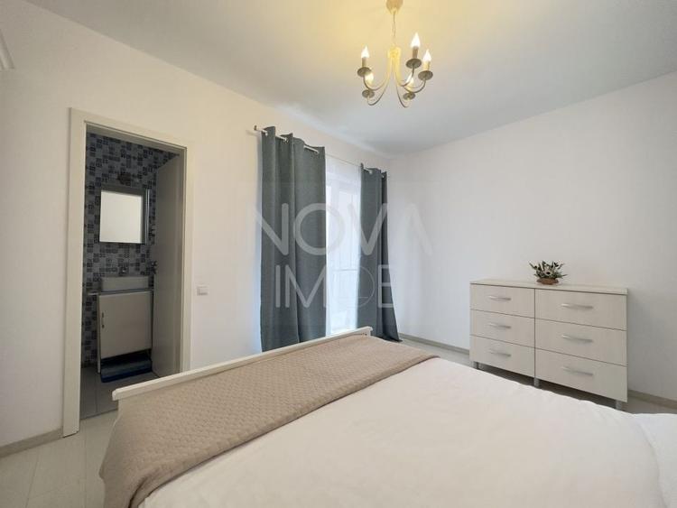 Apartament cu 3 camere semidecomandat, mobilat în Turnișor