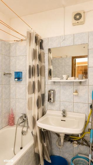 Apartament cu 3 camere decomandat în Drumul Taberei — fotografia 1