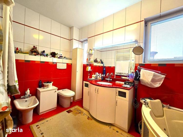 Casă cu 4 camere cu Teren 121 Mp în Floreasca