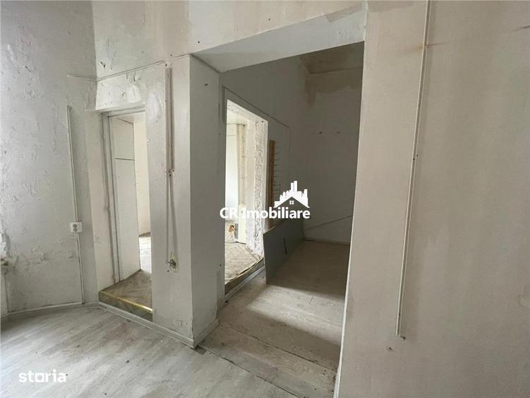 Apartament cu 2 camere semidecomandat în Gara de Nord