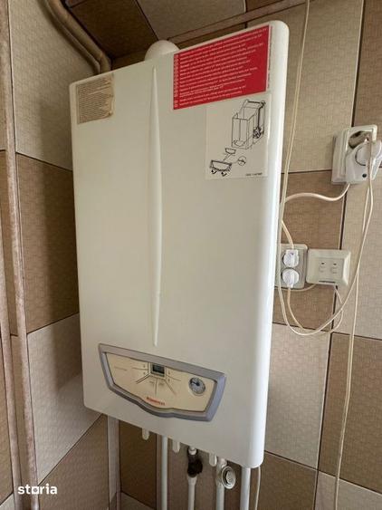 Apartament cu 3 camere decomandat, mobilat în Central