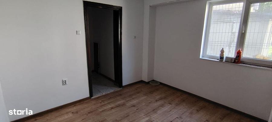 Apartament 2 camere la parter - 1