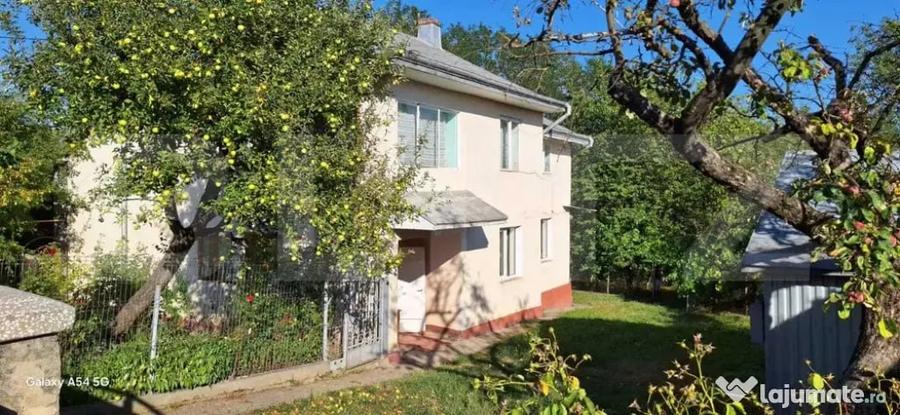 Casă cu 7 camere cu Teren 1352 Mp în Burdujeni