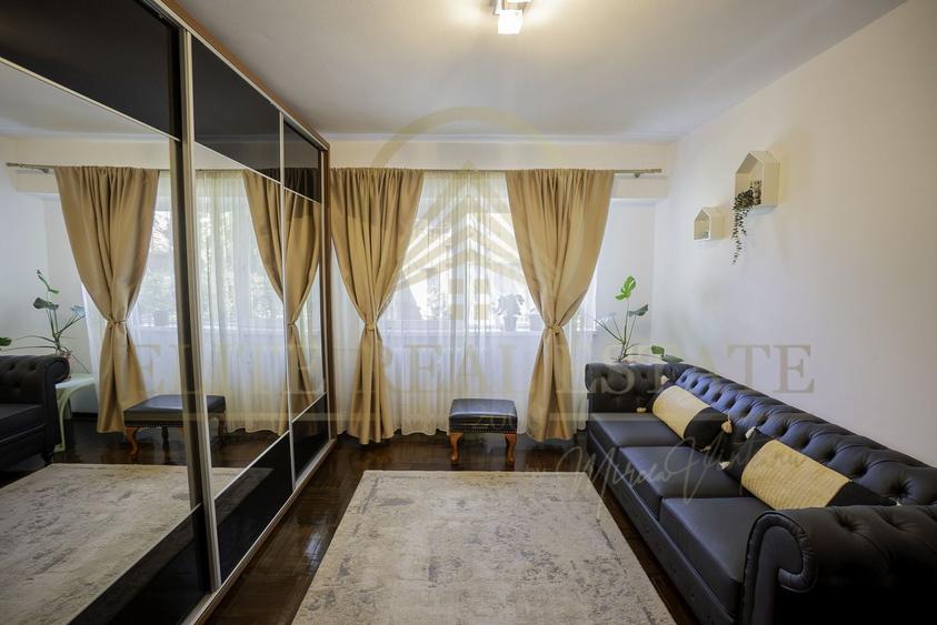 Apartament cu 3 camere decomandat, mobilat în Capitol