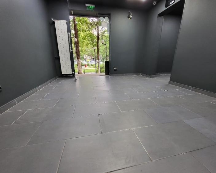 Spațiu comercial, de 35 mp, în Drumul Taberei