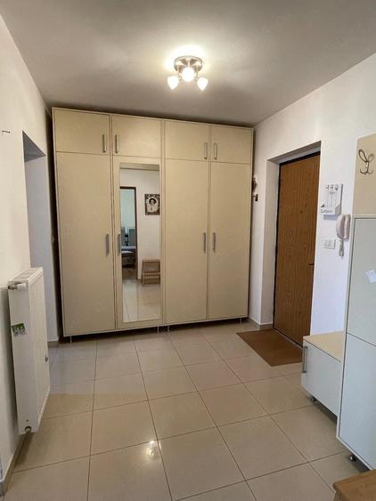 Apartament cu 2 camere decomandat în Giroc