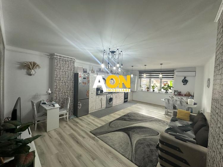 Apartament cu 3 camere decomandat, mobilat în Ampoi 3