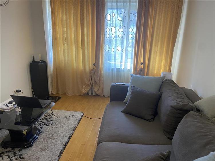 Apartament cu 2 camere nedecomandat, mobilat în Gară