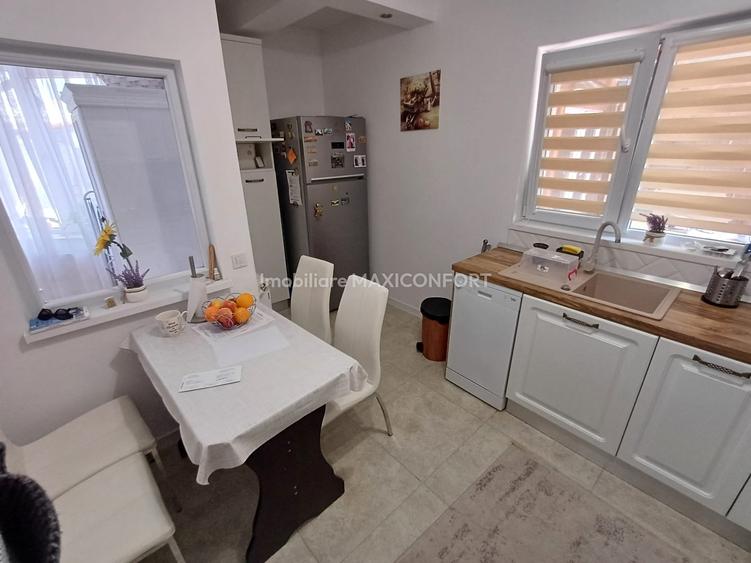 Casă individuală cu 4 camere cu Teren 290 Mp în Central