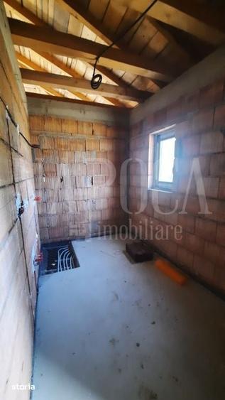 Casă cu 5 camere cu Teren 823 Mp în Baciu