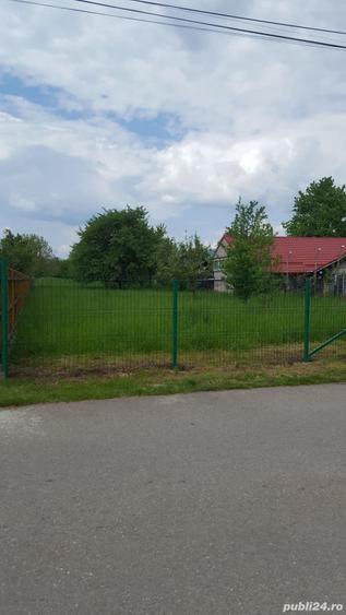 Teren de 2300 mp, în Brebu