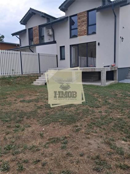 Casă cu 3 camere cu Teren 250 Mp în Central