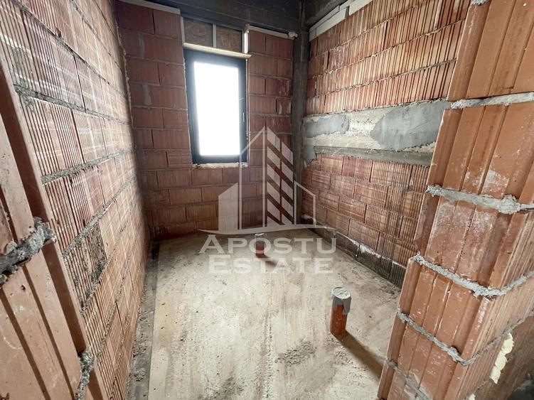 Spațiu comercial, de 155 mp, în Dumbrăvița