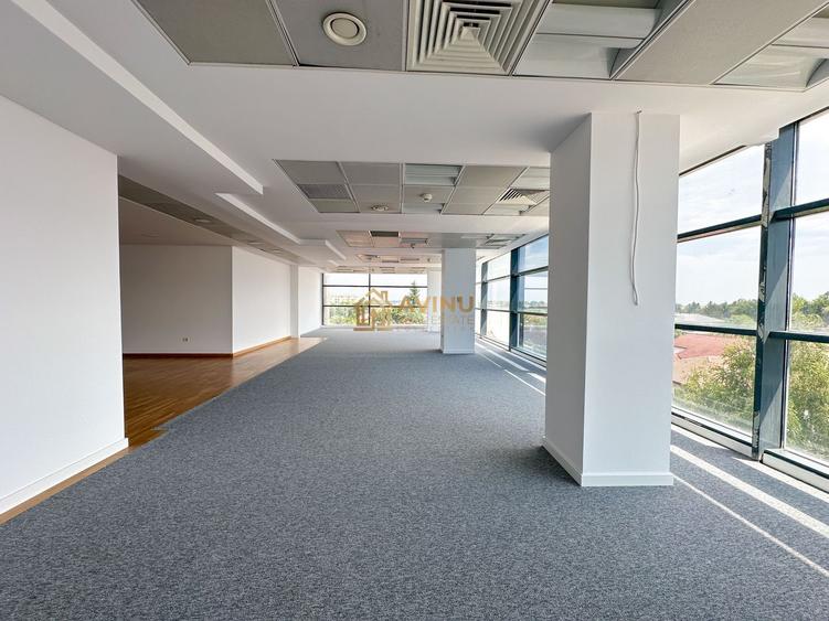 Spațiu comercial, de 4,000 mp, în Nord