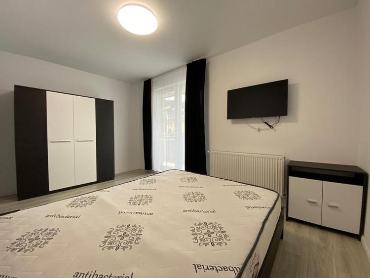 Apartament cu 3 camere semidecomandat, mobilat în Florești