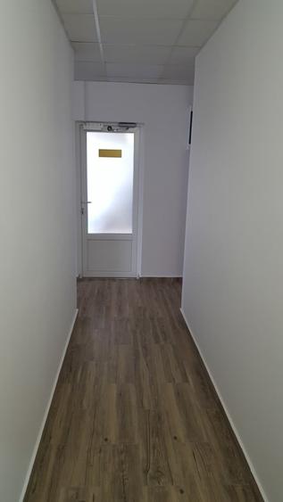 Birou, de 230 mp, în Exterior Sud