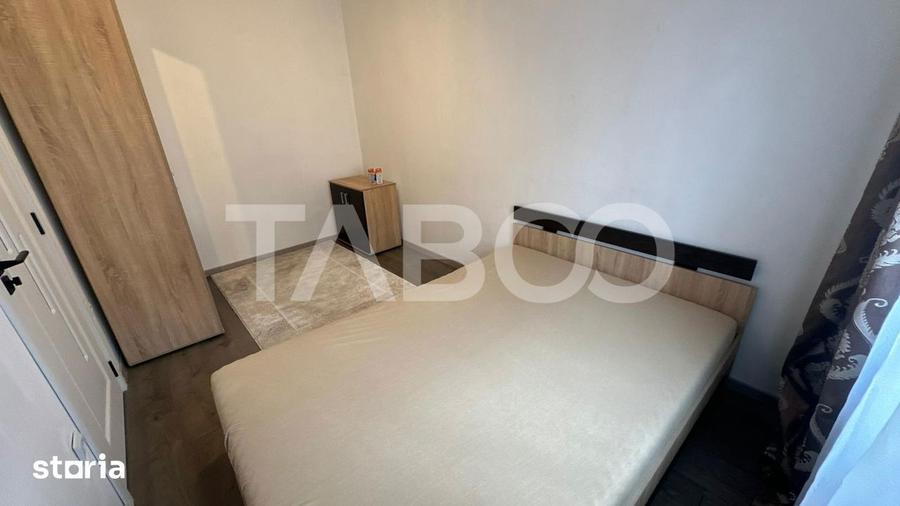 Apartament cu 3 camere semidecomandat, mobilat în Mihai Viteazul