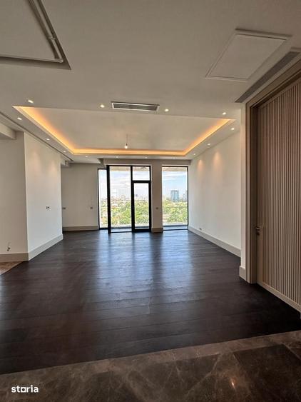 Apartament cu 4 camere în Barbu Văcărescu