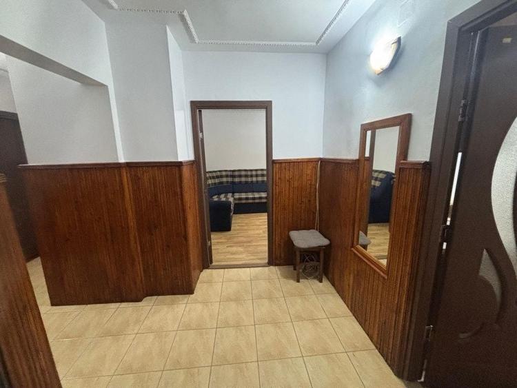 Apartament cu 3 camere decomandat în Drumul Carului
