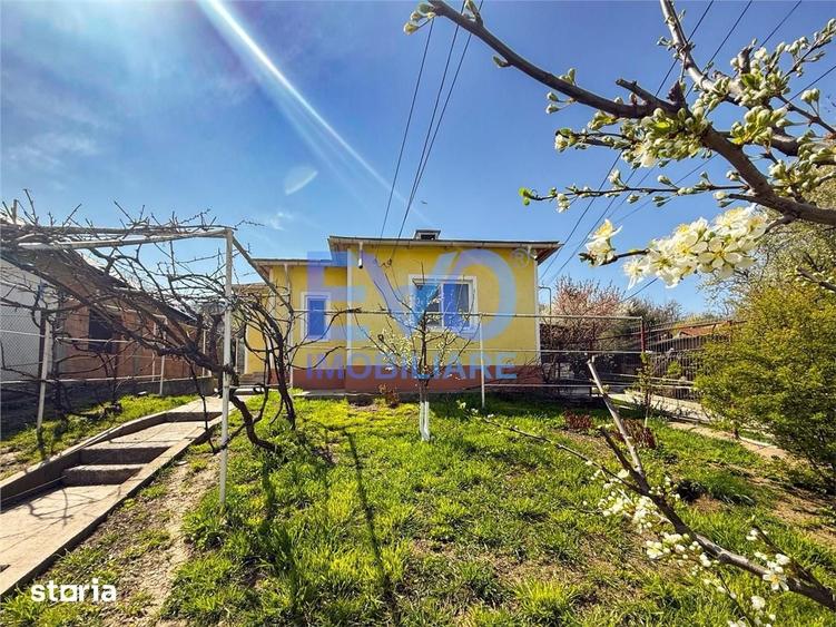 Casă cu 3 camere cu Teren 500 Mp în Sărărie