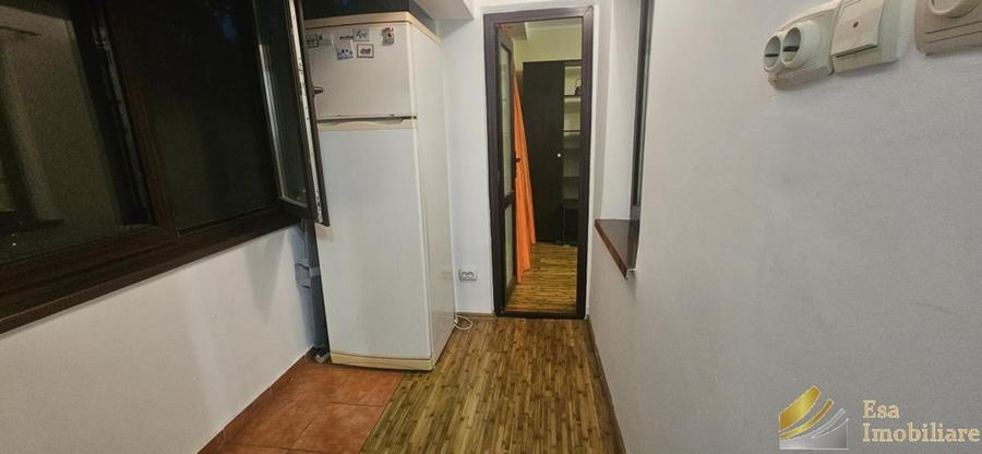 Garsonieră decomandată în Lujerului